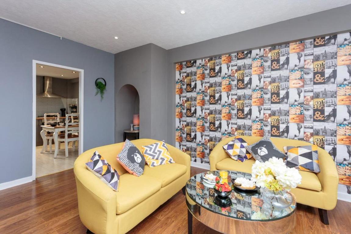 Gorgeous 3-Bed Flat, 15 Minutes To City Centre Εδιμβούργο Εξωτερικό φωτογραφία