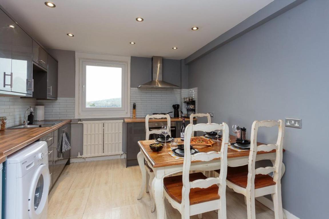 Gorgeous 3-Bed Flat, 15 Minutes To City Centre Εδιμβούργο Εξωτερικό φωτογραφία