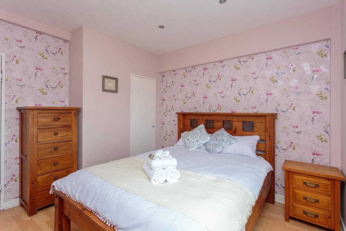 Gorgeous 3-Bed Flat, 15 Minutes To City Centre Εδιμβούργο Εξωτερικό φωτογραφία