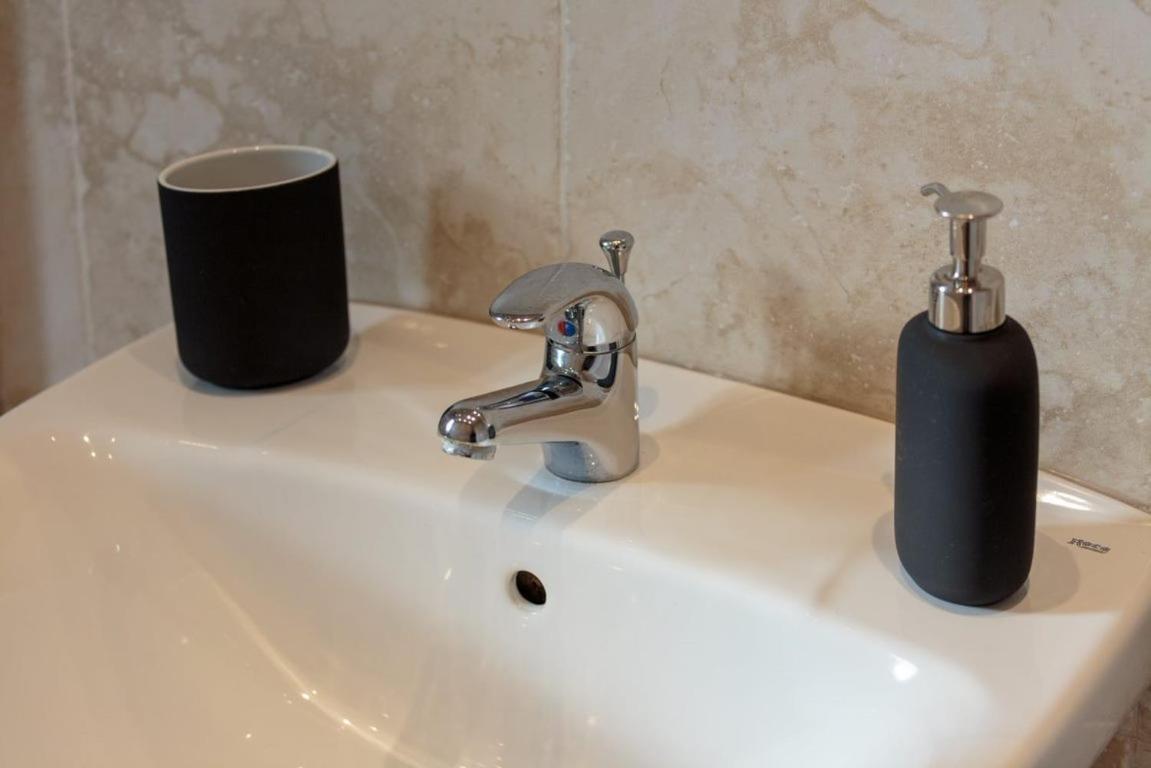 Gorgeous 3-Bed Flat, 15 Minutes To City Centre Εδιμβούργο Εξωτερικό φωτογραφία